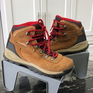 Columbia Newton Ridge Plus Waterproof Amped Hiking Boots | Women’s 8 Wide